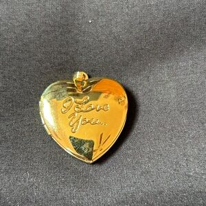 Gold Heart Pendant Necklace